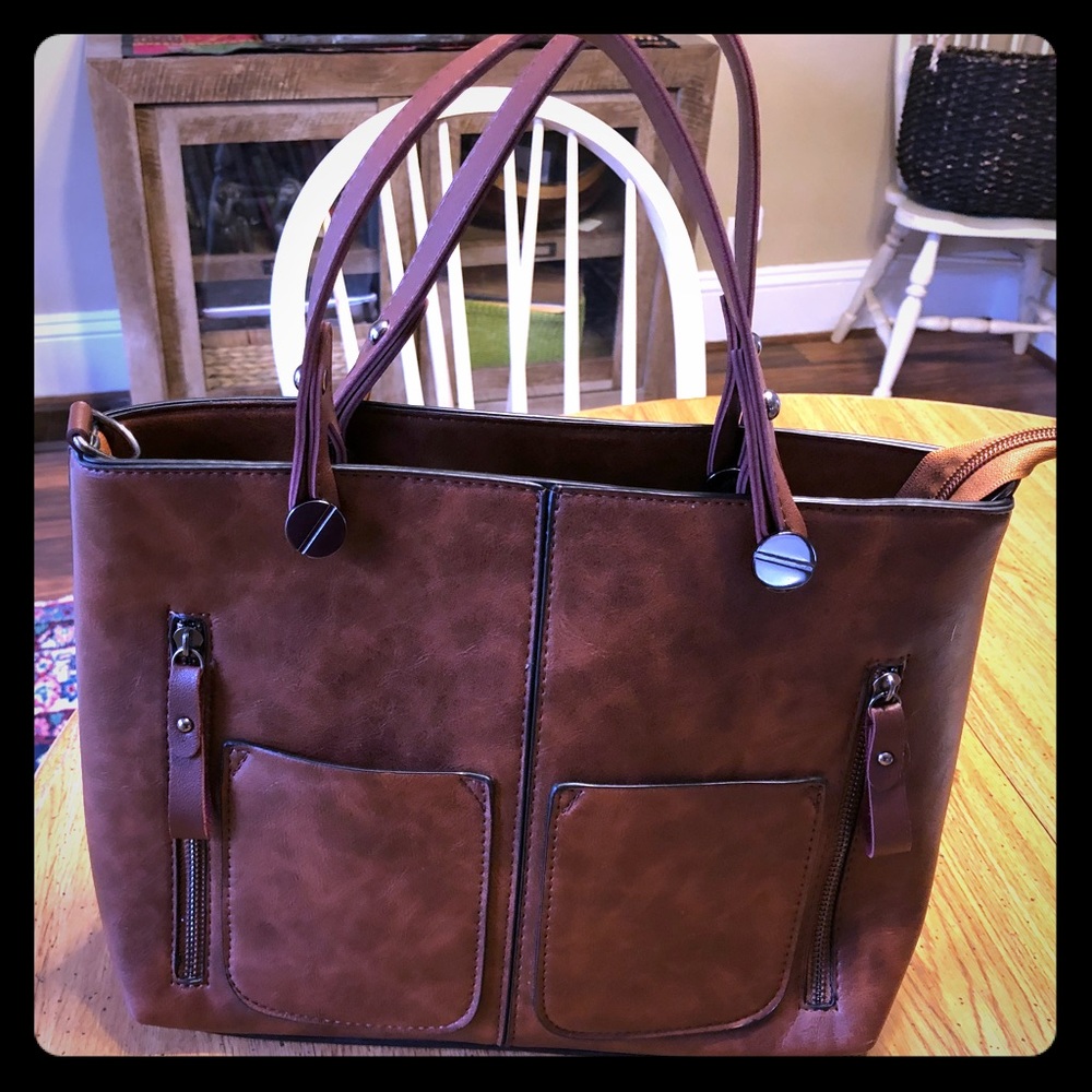 Ivy and fig purse